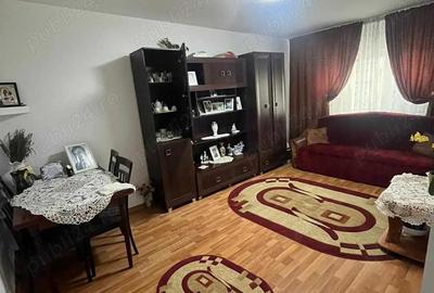 Apartament cu 3 camere decomandat în Central - 3