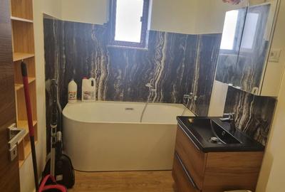 3 CAMERE , ETAJ 1 IN VILA - GATA DE MUTAT !! - 7