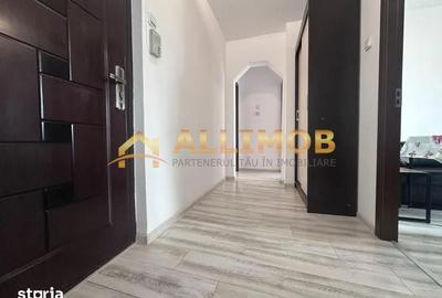Apartament cu 2 camere în Micro 4 - 11