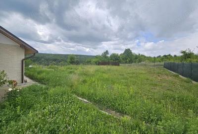 Vanzare casa situata in comuna Balane?ti, sat Voite?tii din Vale - 1