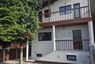 Casă cu 5 camere cu Teren 218 Mp în Central - 10
