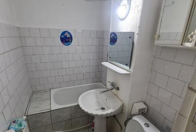 Persoana fizica inchiriez apartament 2 camere str. 22 Decembrie - 12