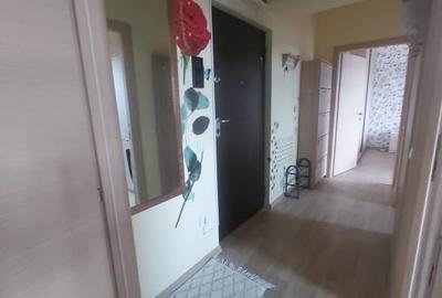 Apartament cu 2 camere decomandat în Mihai Bravu