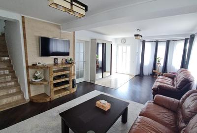 Vand /schimb casa P+M zona Zavoi - 3