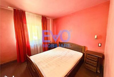 Apartament cu 3 camere decomandat în Canta - 8