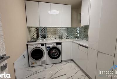 Casă cu 4 camere cu Teren 1200 Mp în Central - 8