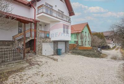 Casă cu 5 camere cu Teren 530 Mp în Central - 3