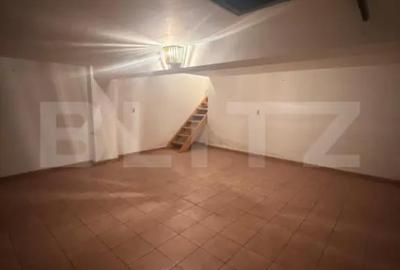 Casă cu 6 camere cu Teren 250 Mp în Bereasca - 16
