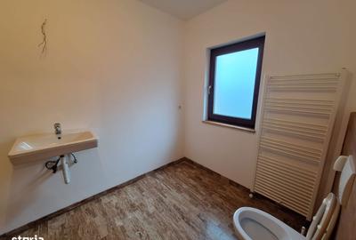 Casă cu 4 camere în Câmpenești - 2