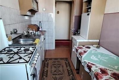 Apartament cu 3 camere (Gheorgheni Cart. Florilor, bl. 13) - 12