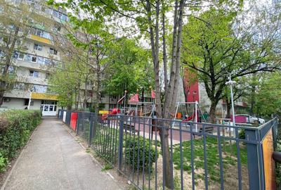 Apartament cu 2 camere semidecomandat, mobilat în Grivița