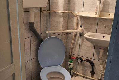 Inchiriez garsoniera in valea aurie - 5