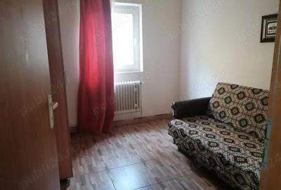 Apartament 3 camere, decomandat, str. Aurel Vlaicu - HATEG - 4