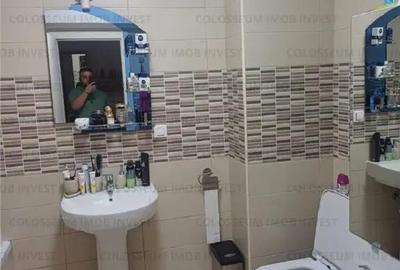 Apartament cu 3 camere decomandat, mobilat în Noua