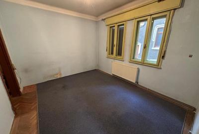 De vanzare AP 3 camere | 121 MP | Garaj | D P | Casin | Domenii - 11