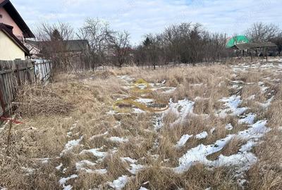 Teren de 3400 mp, în Livezi - 3