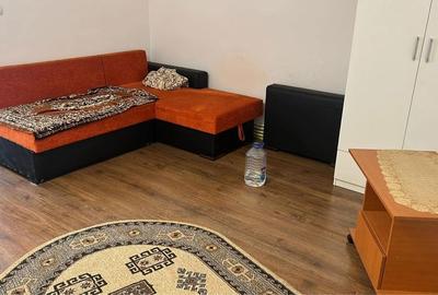 Garsonieră decomandată în Central - 2