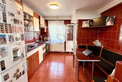 REA1024977 2 Camere I Anvelopat I Loc Parcare - 11
