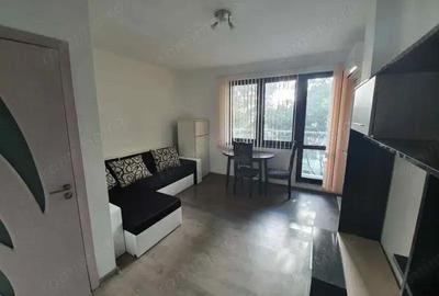 Apartament cu 2 camere în Complex Studențesc