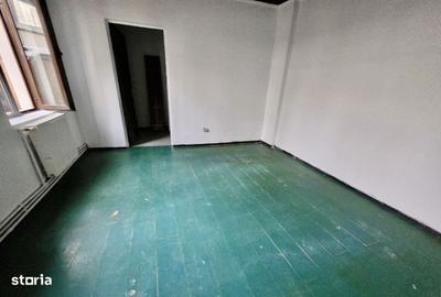 Spațiu comercial, de 90 mp, în Ultracentral - 2