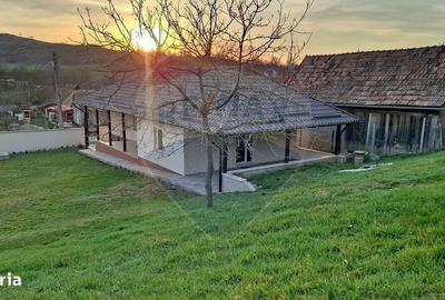 Casă cu 3 camere în Bozeni - 1