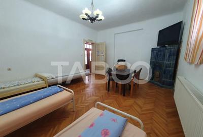 Casă cu 6 camere cu Canalizare în Central - 9