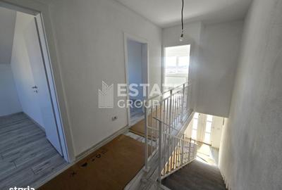 Casă cu 4 camere în Dumbrăvița