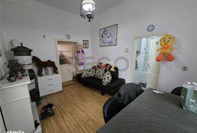 Casă cu 3 camere cu Teren 400 Mp în Central - 3