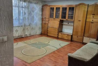 Garsonieră decomandată în Rahova