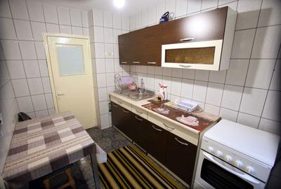 Apartament cu 3 camere decomandat în Drumul Taberei - 6