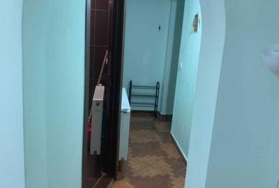 Apartament cu 3 camere semidecomandat în Central - 4