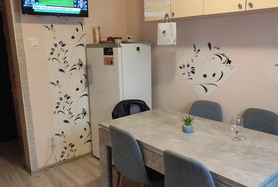Apartament cu 3 camere semidecomandat în Central - 5