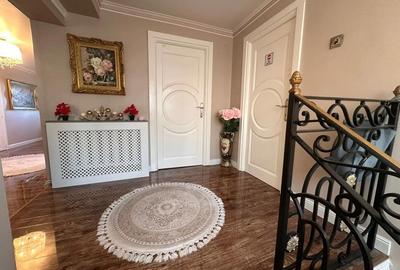 Casă cu 5 camere cu Teren 300 Mp în Central - 6