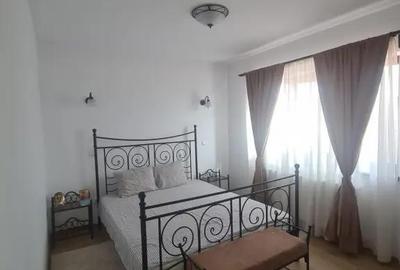 Casă cu 5 camere cu Teren 1800 Mp în Vânători - 3