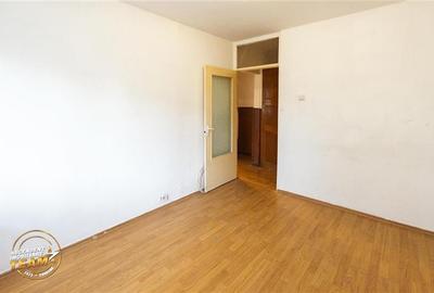 Apartament cu 3 camere decomandat în Lenin - 11