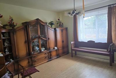 Casa loc SUMUGIU , sc 200 mp , parte veche si noua, ter 2670, sosea - 4