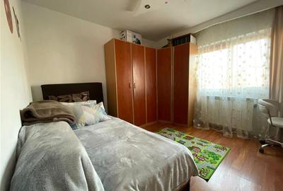 Apartament cu 2 camere decomandat în E3 - 8