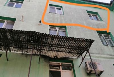 Apartament 3 camere Petrila central - 1