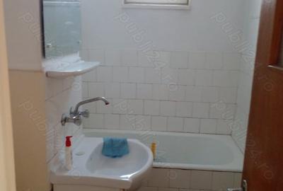 Apartament cu 3 camere decomandat în Central - 3