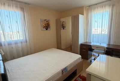 Apartament cu 3 camere semidecomandat în Central - 2