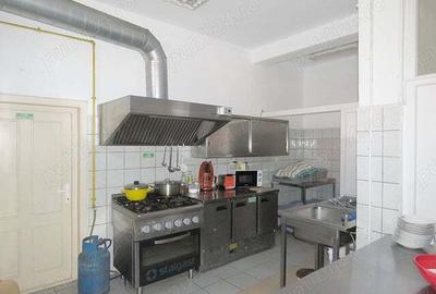 De vanzare casa mare P+M cu anexe in Beius - 3