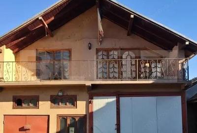 Casă cu 3 camere cu Teren 1681 Mp în Central - 7