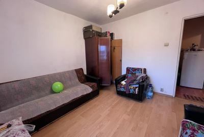Apartament 4 camere,zona Liceul-Auto - 16