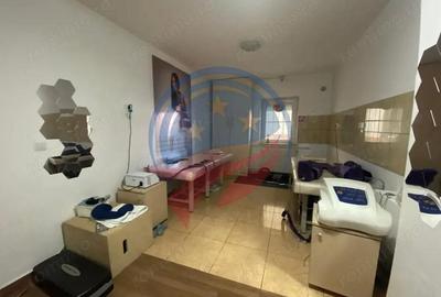 Apartament cu 3 camere decomandat în Brazda lui Novac