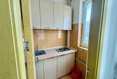 Garsonieră semidecomandată în CET - 7