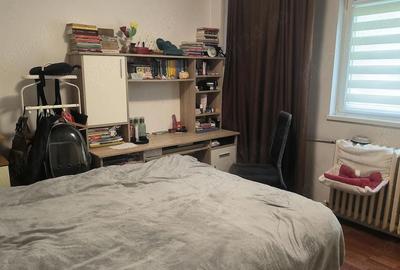 Apartament cu 3 camere decomandat în Drumul Taberei - 2