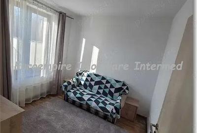 Casă cu 5 camere în Central - 2