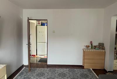 Apartament cu 2 camere semidecomandat, mobilat în Tei - 2