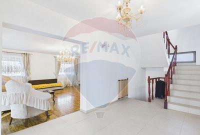 Casă cu 5 camere cu Teren 1200 Mp în Tâncăbești - 14