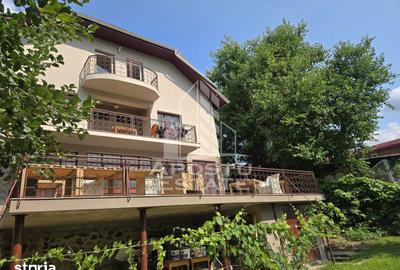 Casă cu 8 camere cu Teren 1140 Mp în Central - 6